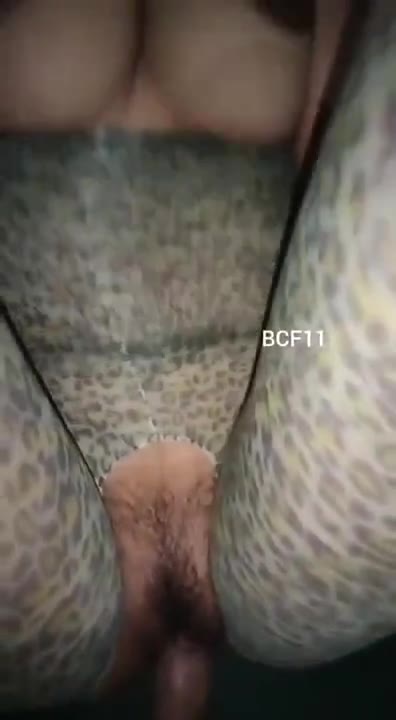 BJ MANTAP! Cewek Gedean Nggak Tahan Digesek Sampai Crott!